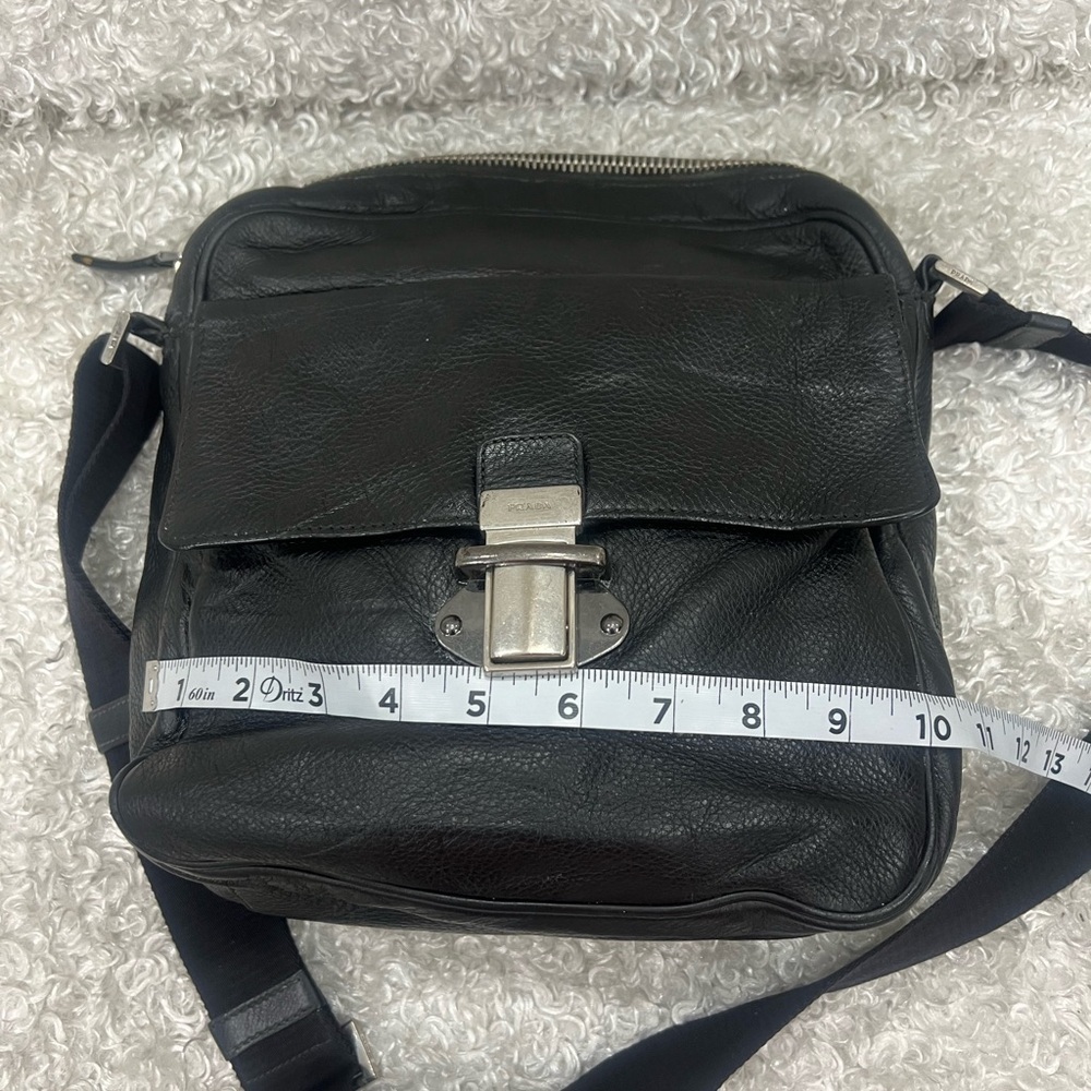 Prada Vitello Daino crossbody bag - Picture 10 of 16